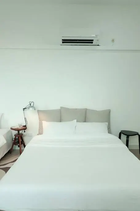 Cny Hbv Bauhaus Studio In Mount Austin Apartamento Johor Bahru