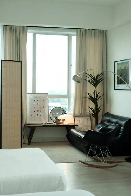 Cny Hbv Bauhaus Studio In Mount Austin Apartamento Johor Bahru